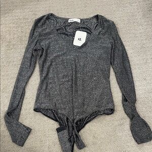 Elodie NWT gray silver Long Sleeve Bodysuit size L clasp